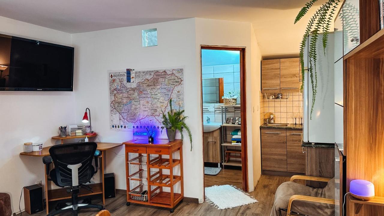 Napfeny Vendeghaz Hotel Gyor Ngoại thất bức ảnh
