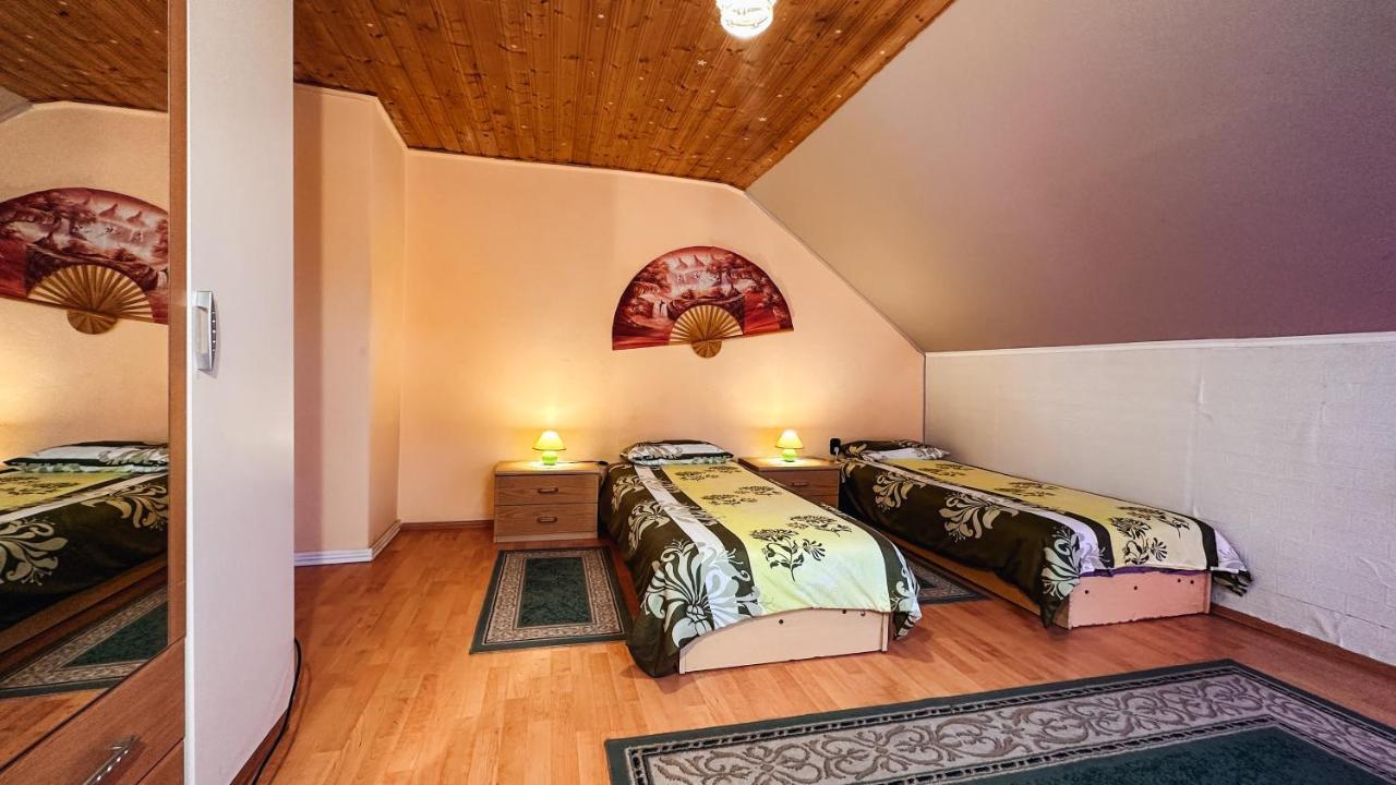 Napfeny Vendeghaz Hotel Gyor Ngoại thất bức ảnh